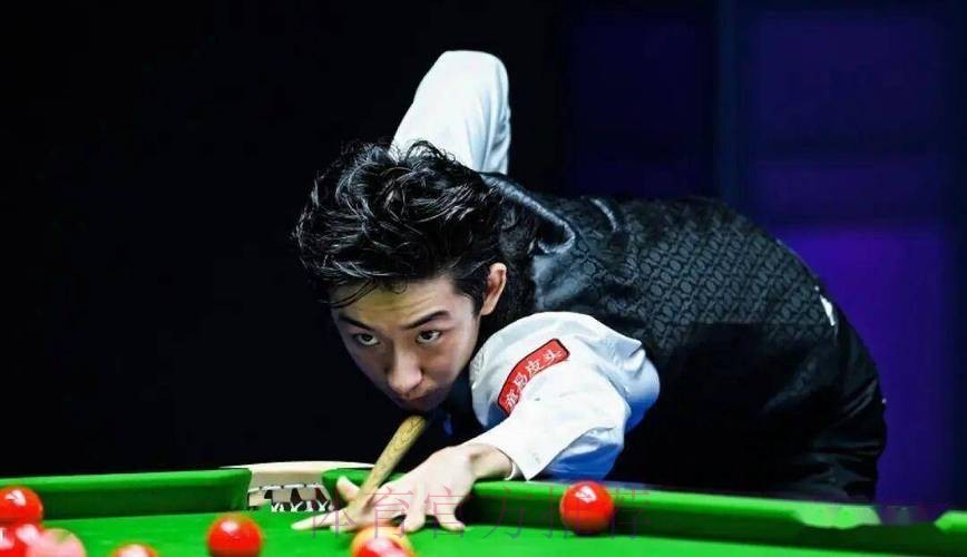 吴宜泽:我的球杆皮头和爸爸是有感情的 吴宜泽:我的球杆皮头和爸爸是有感情的